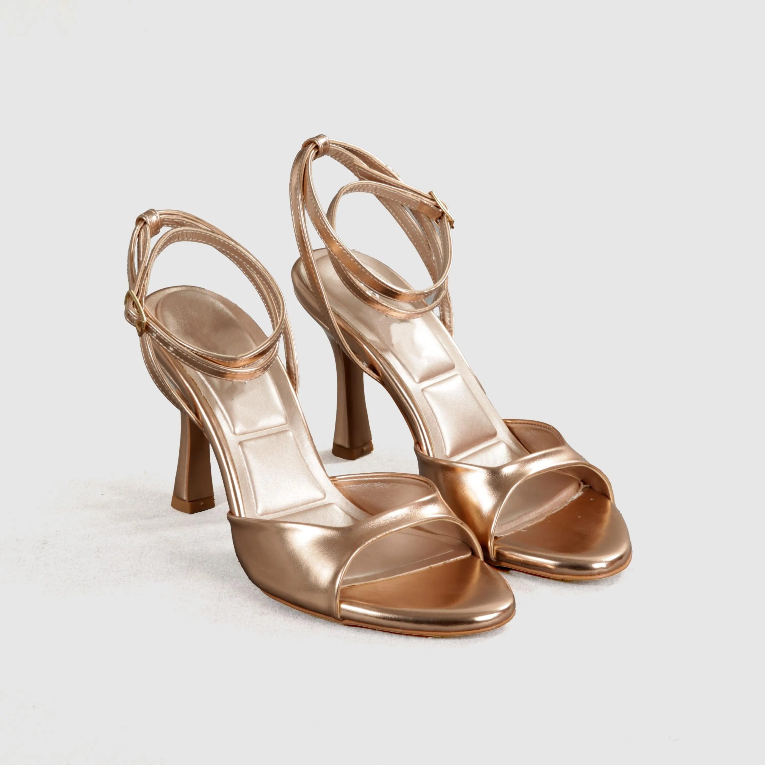 Whole Black Peppercorns